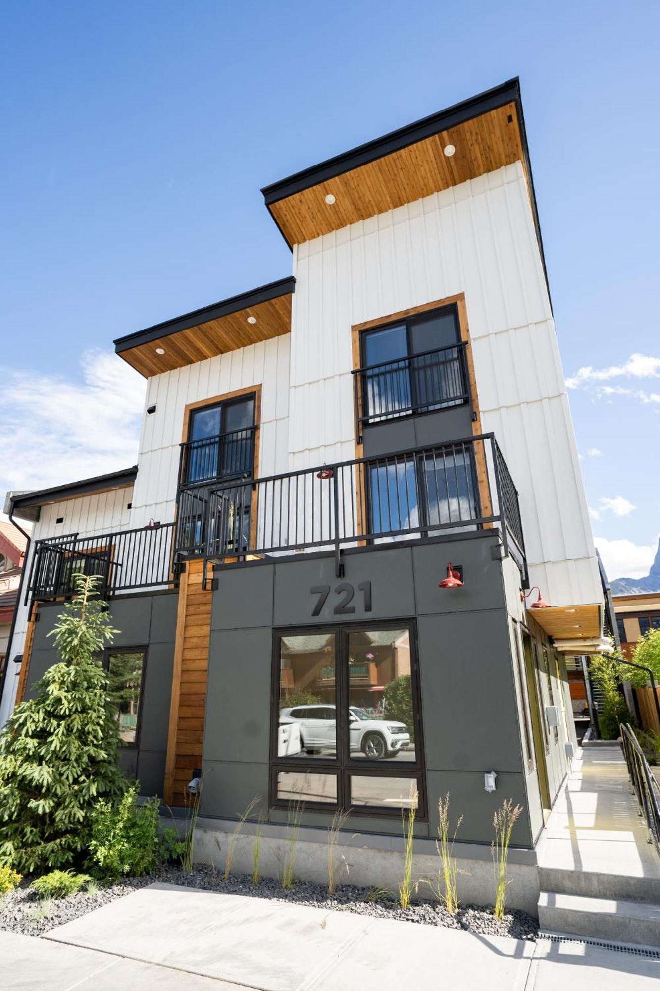 Basecamp Suites 坎莫尔 外观 照片